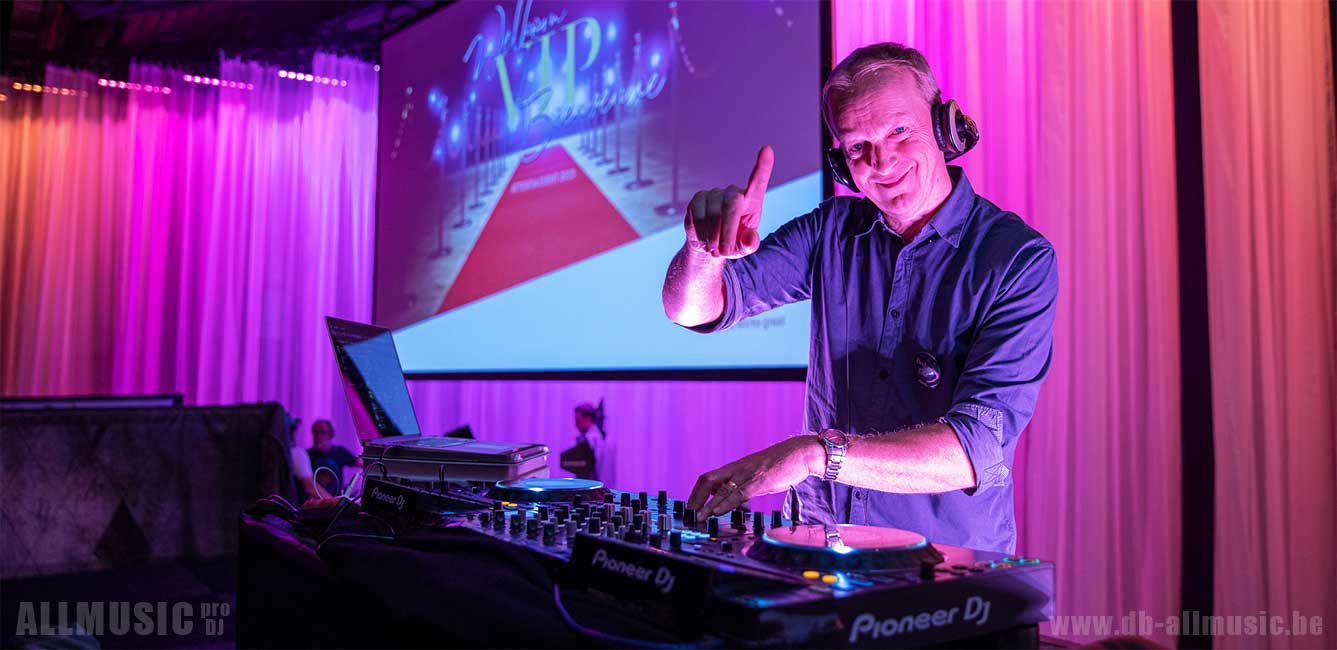 DJ op je personeelsfeest
