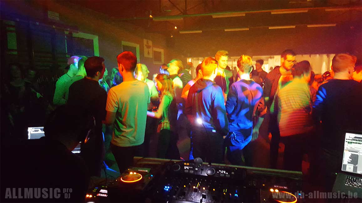 Party DJ set!