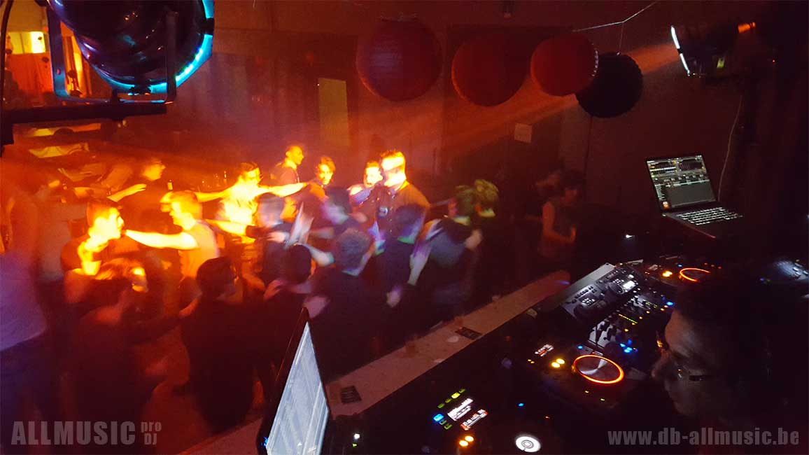 DJ voor je feest of fuif