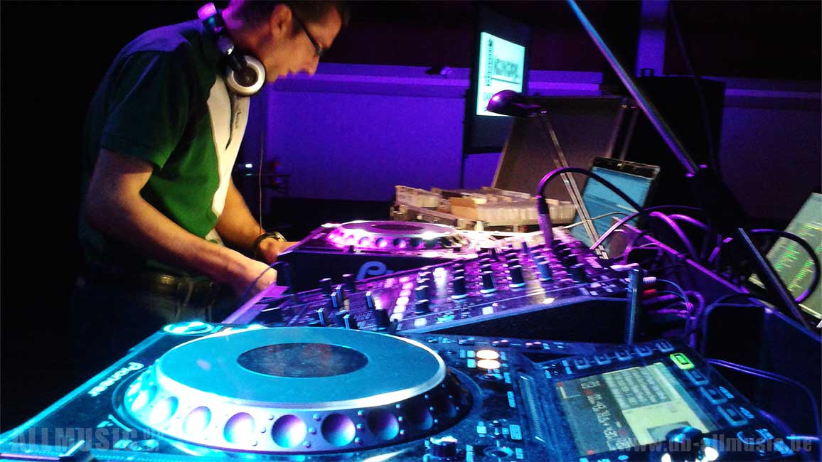 feest Discobar DJ
