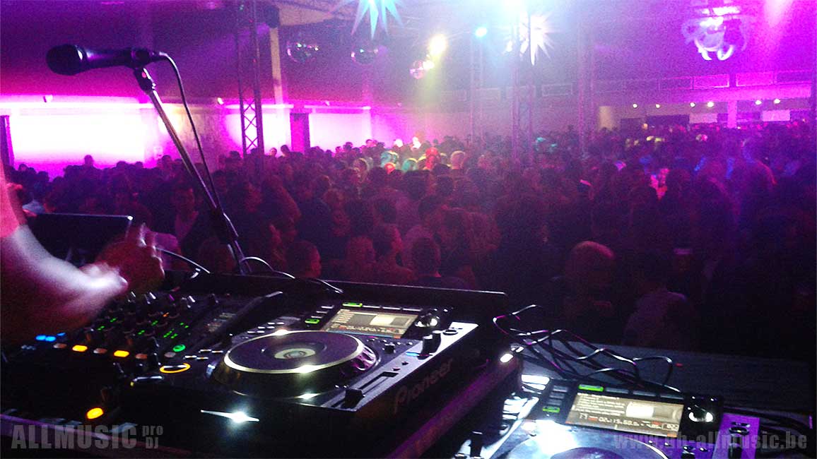 feest Discobar DJ